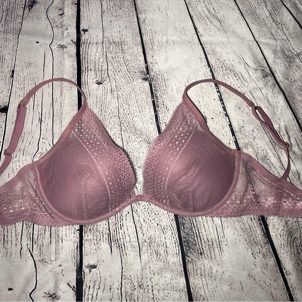 Dusty Pink Victorias Secret Lightly Padded Bra Size 34DD